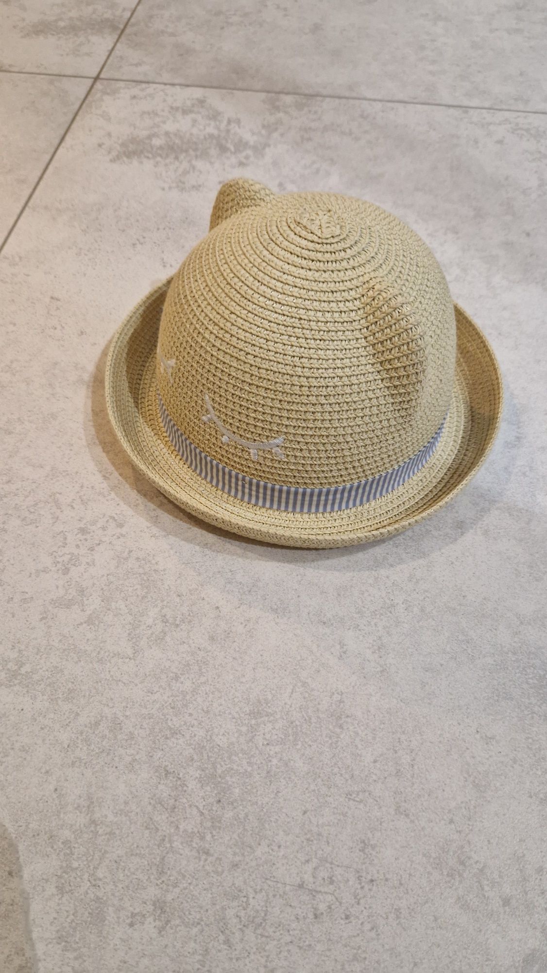 Kapelusz H&M z uszkami