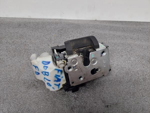 Fechadura / fecho porta frente direito FIAT Doblo Combi (119_, 223_)