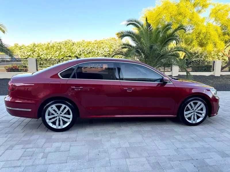 2018 Volkswagen Passat SEL