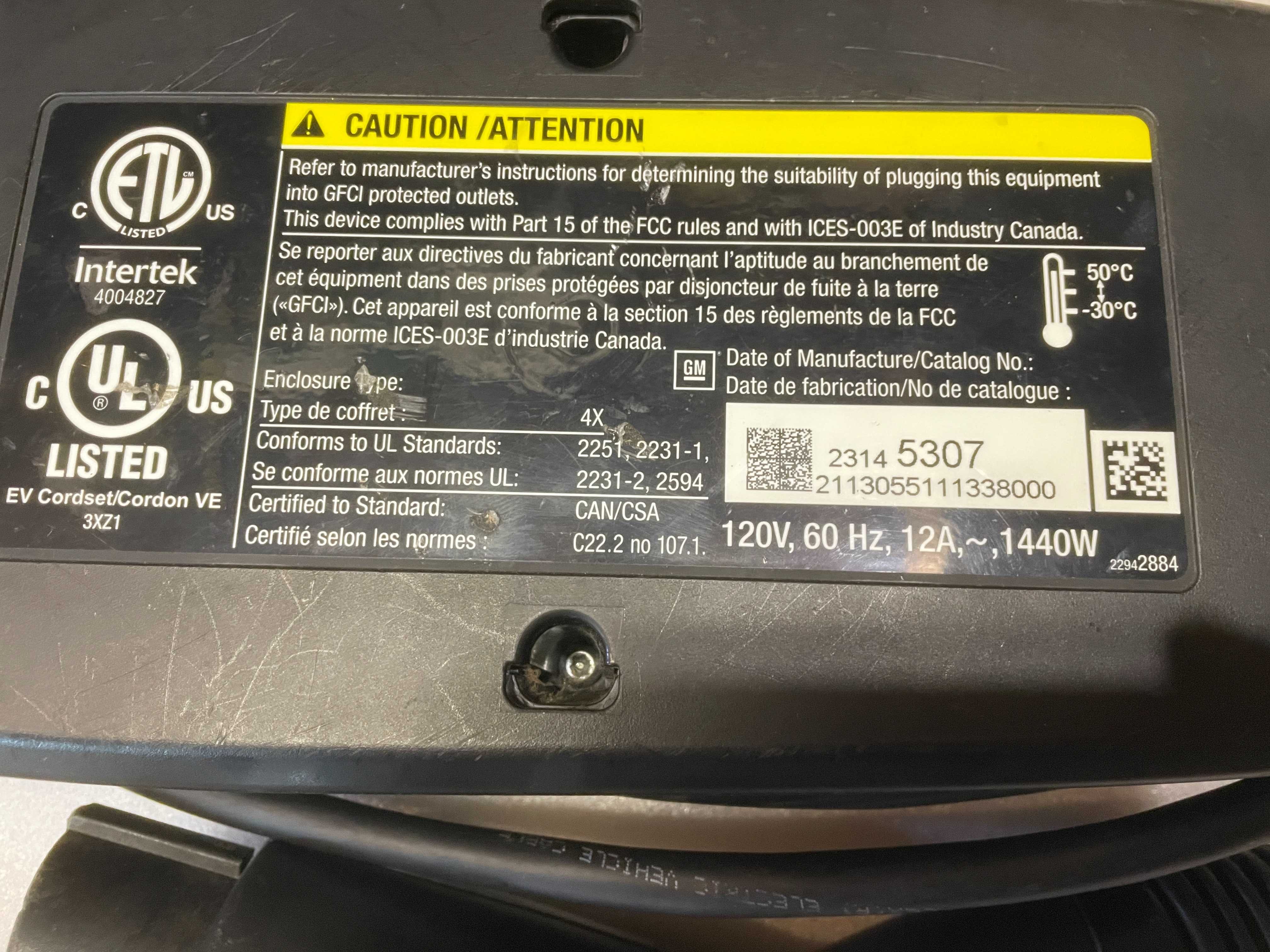 Зарядное переносное зарядка домашняя Chevrolet оригинал Voltec 220V