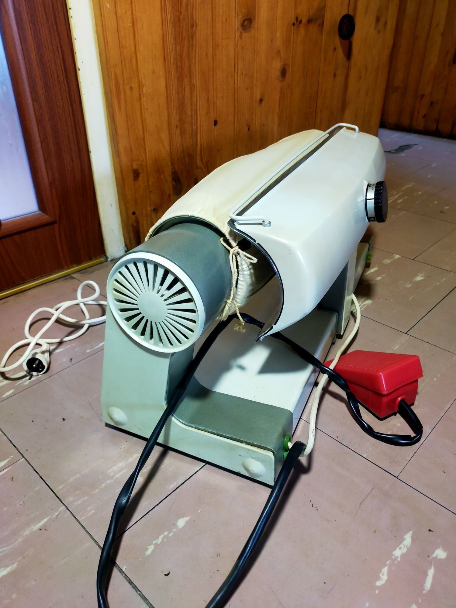 Magiel elektryczny prasowalnica Predom Metrix