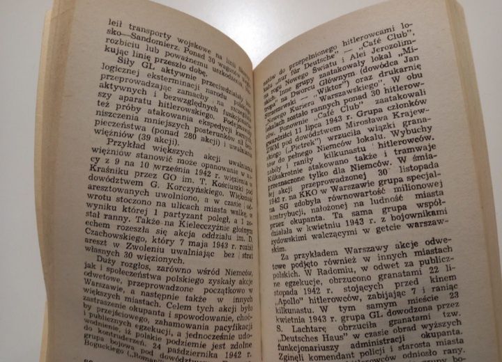 Czyn Zbrojny Polskiej Partii Robot. w Latach 1942 - 45 Wieczorek 1982