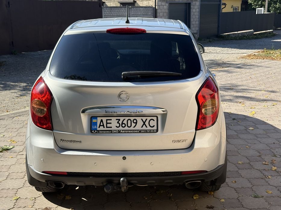 Ssank Yong Korando. 2.0 Дизель. 2011 год