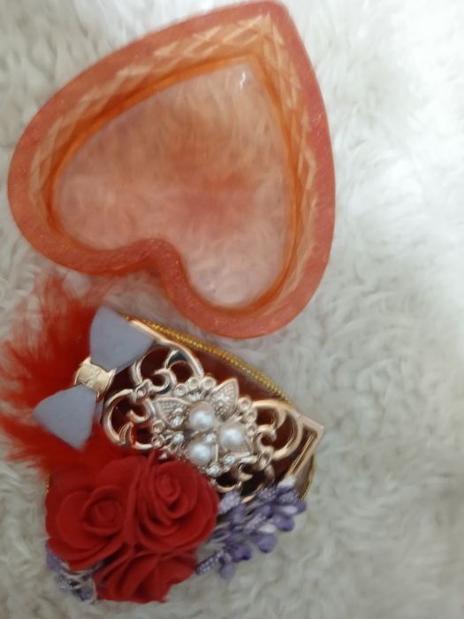 З епоксидної смоли