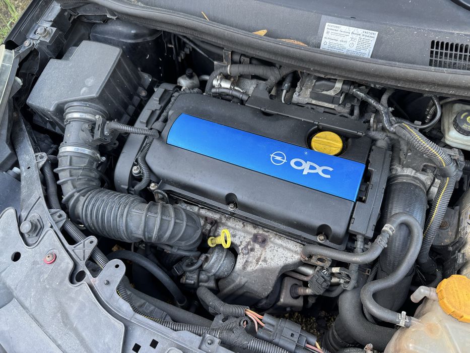 Opel Corsa D OPC 1.6 Turbo 192cv - Motor ou Swap