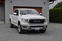 RAM 1500 RAM LIMITED , 5,7HEMI, Bogata wersja ,Bezwypadkowy ,Biała Perła
