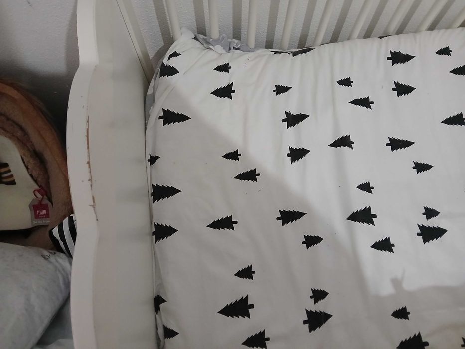 Vendo Berço e colchão