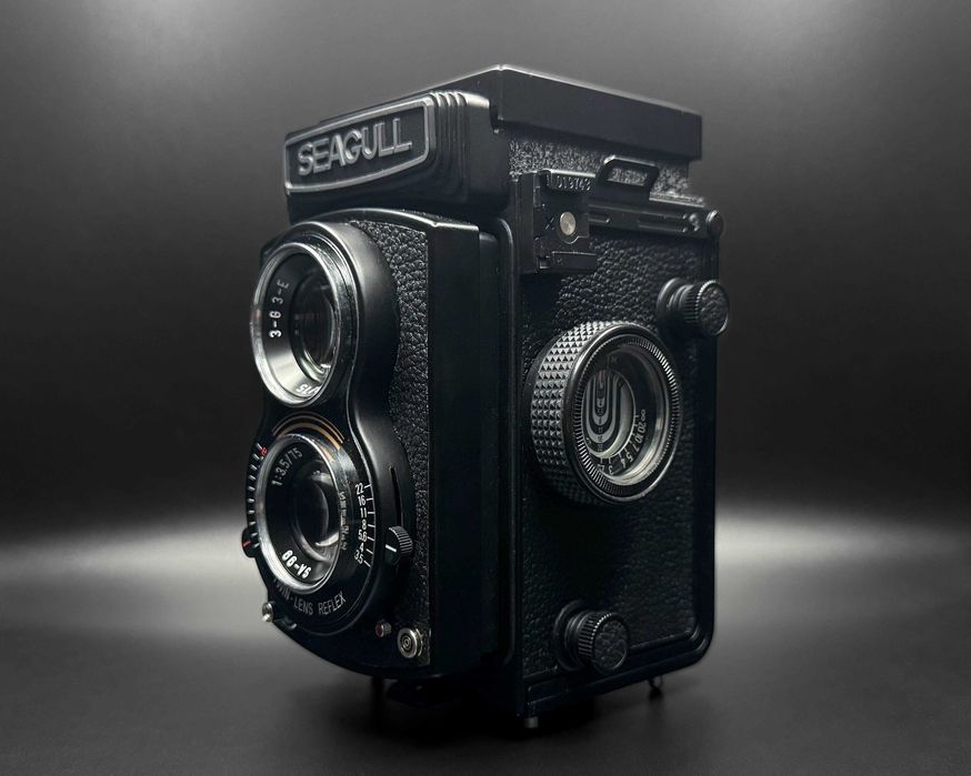 Seagull 4A-105 - Câmara TLR - inclui bolsa Lowepro