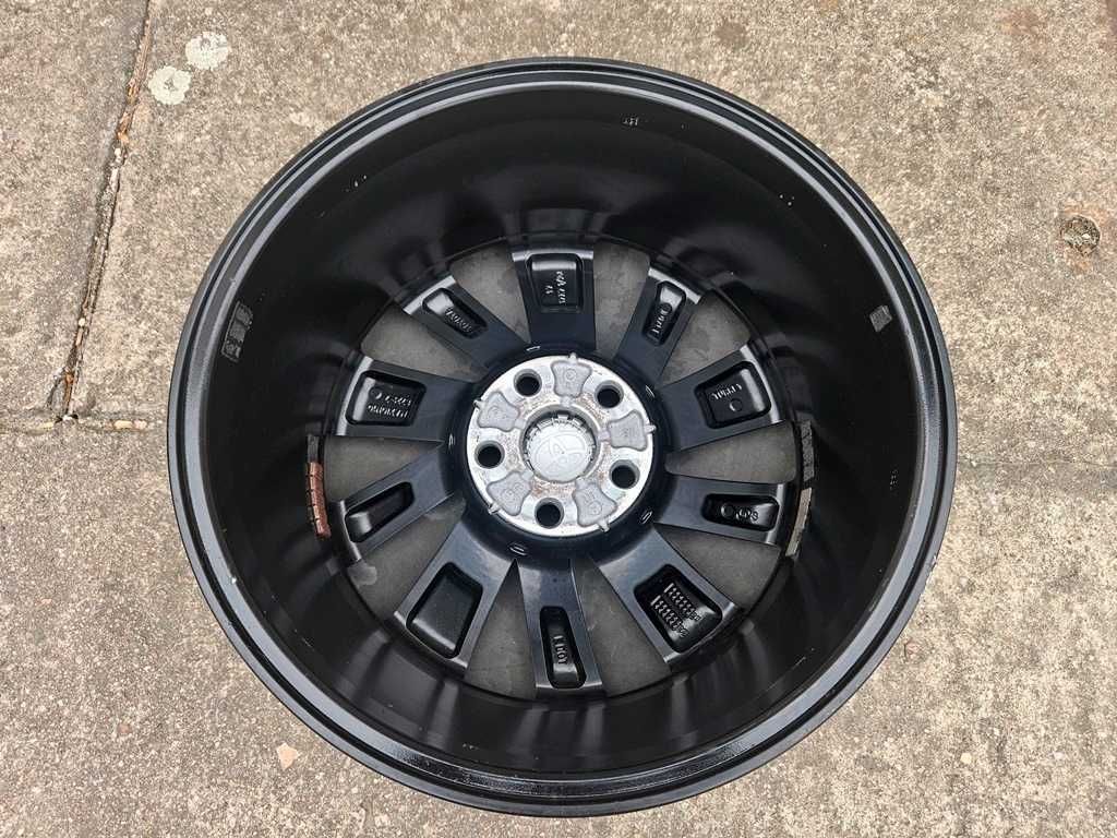 Felga 17'' 5x114,3 ET40 TOYOTA Corolla E21 LIFT MAXION10 OEM 1szt