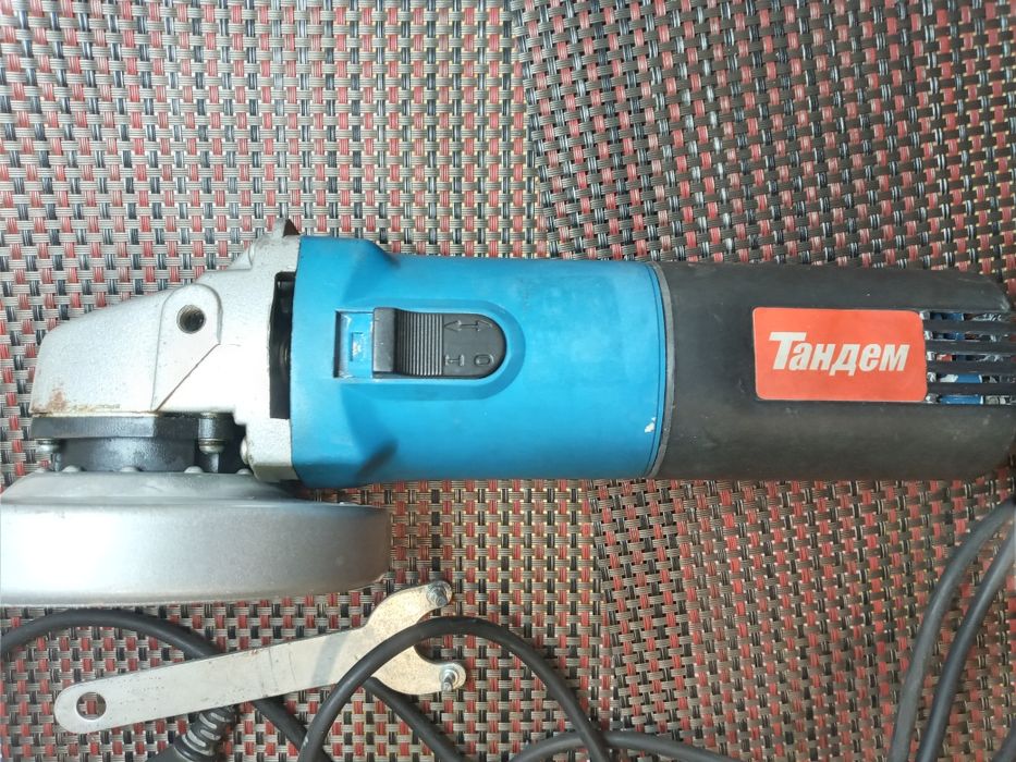 Шлифмашина угловая, болгарка  ТАНДЕМ .