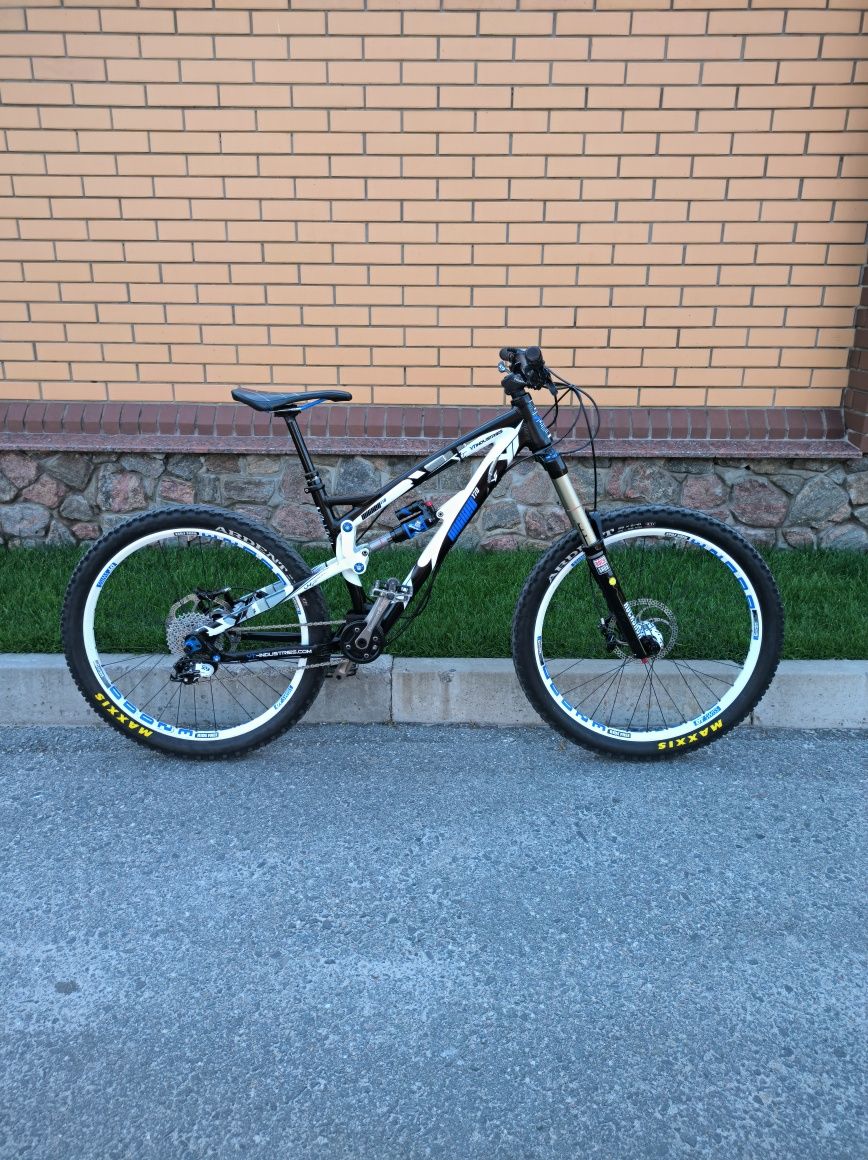 YT industries wicked 170 (M) 2013