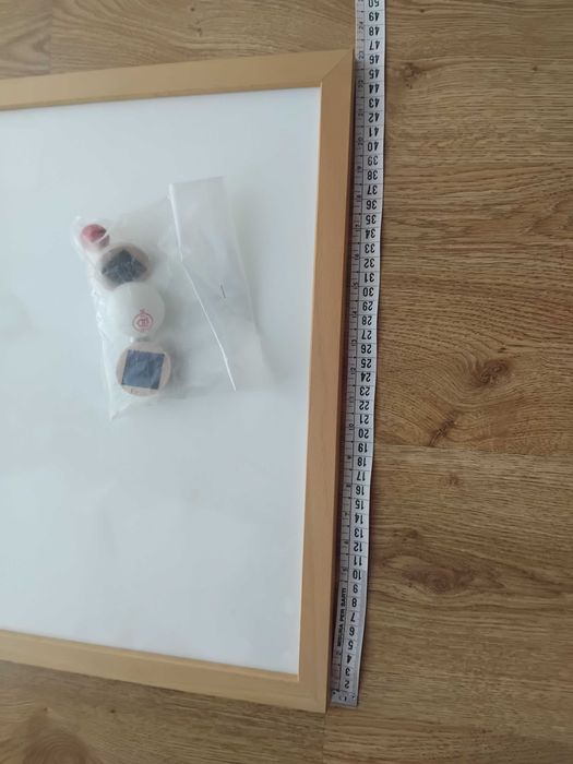 tablica magnetyczna biała dla dzieci z akcesoriami