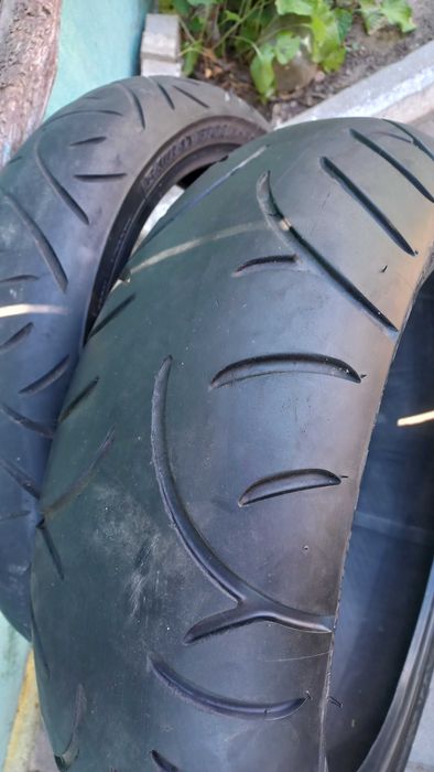 Продам мотошины Bridgestone 2010 год. 1000 гривен пара