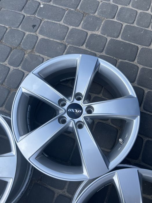 Диски легкосплавні 5х114,3 r17 et40 Trafic Megane Duster Qashqai