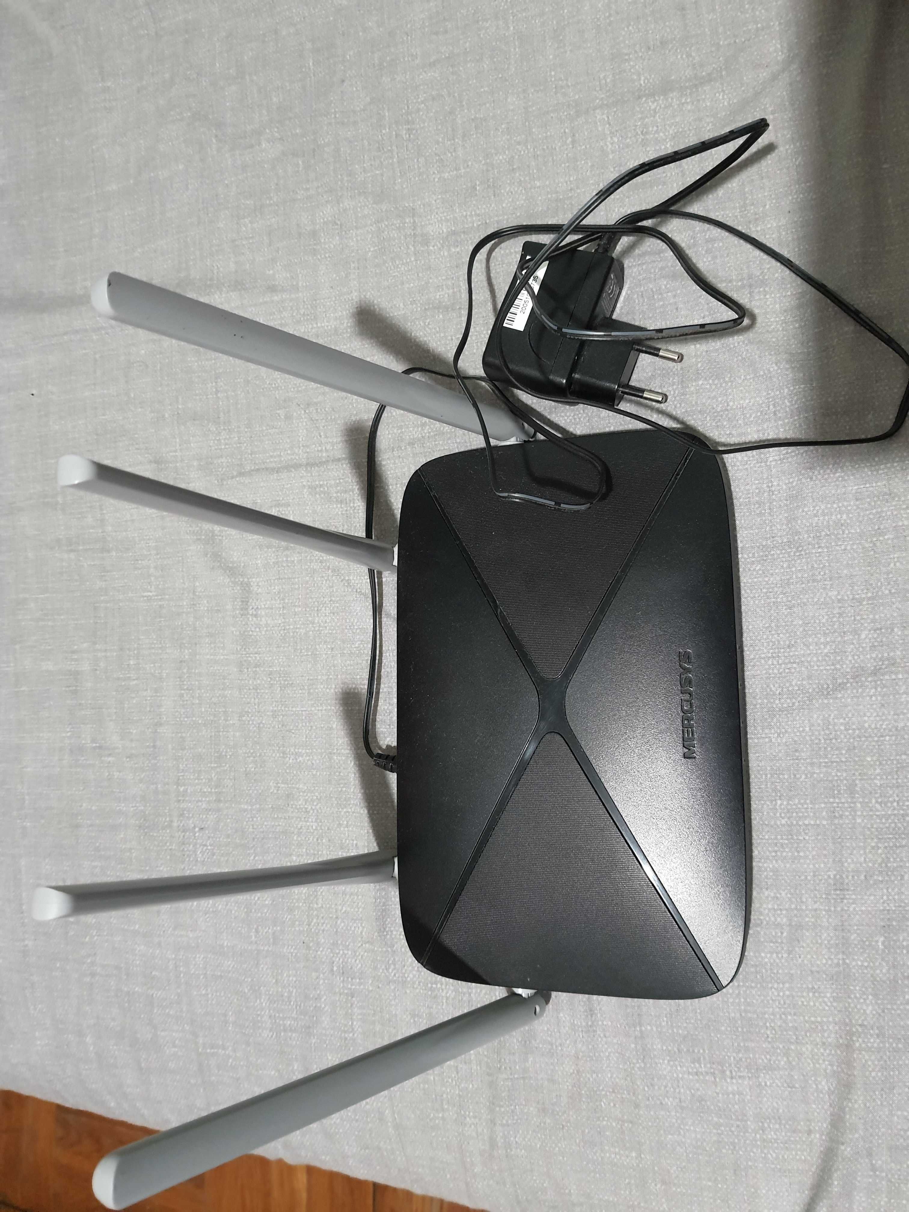 Продам роутер Меркусис AC12 867