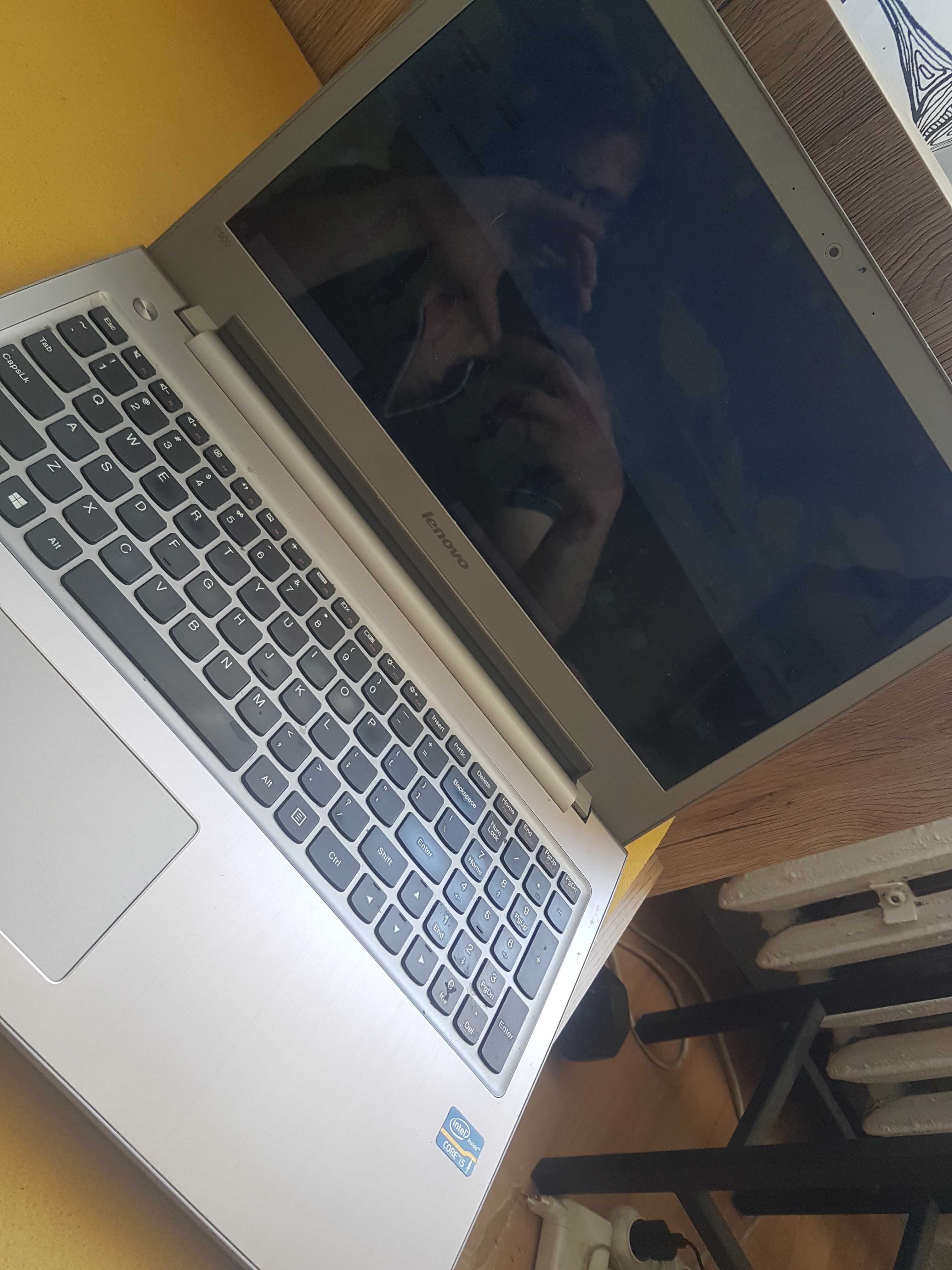 Laptop lenovo p500