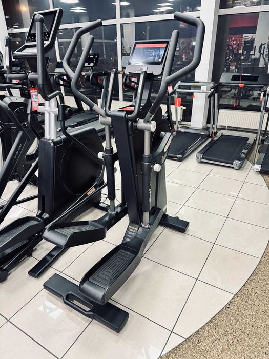 Profesjonalny orbitrek przednionapędowy inSPORTline ZenStride 1200