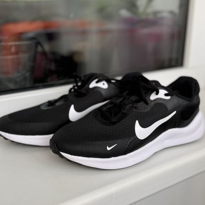 Кросівки Nike Revolution 7, eur 39