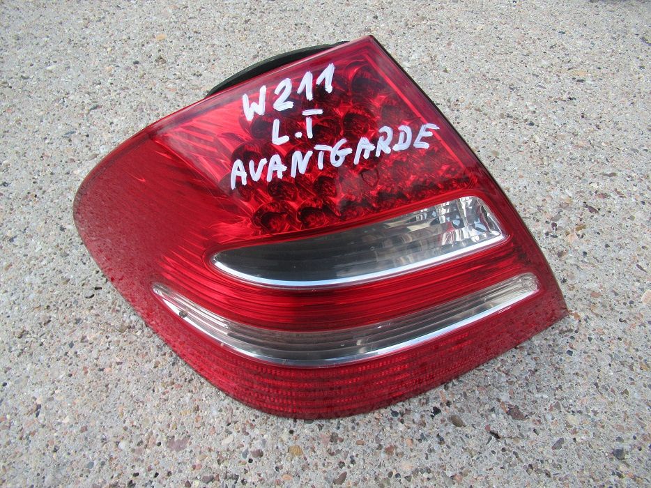 mercedes W211 SEDAN avantgarde lampa lewy tył LED