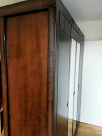 Szafa drewniana 4-drzwiowa z lustrem