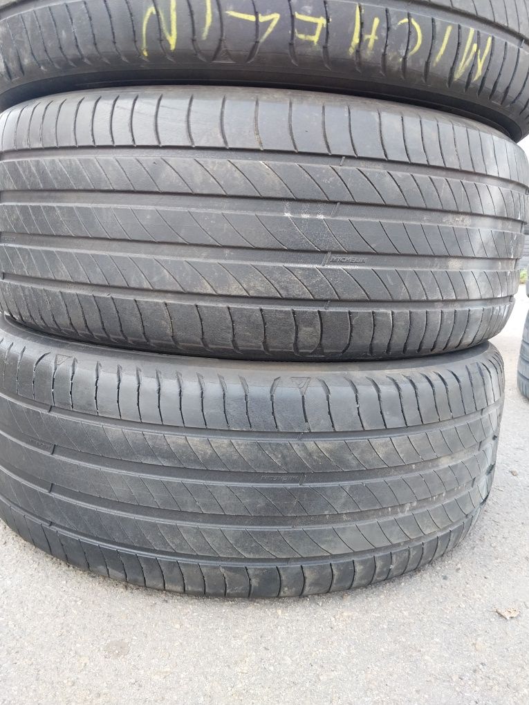 Продам резину лето r18 225/55