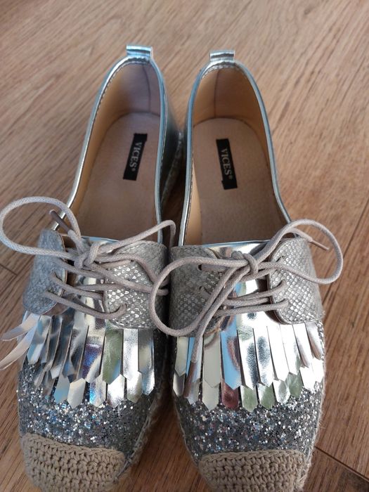 Espadryle damskie srebrne