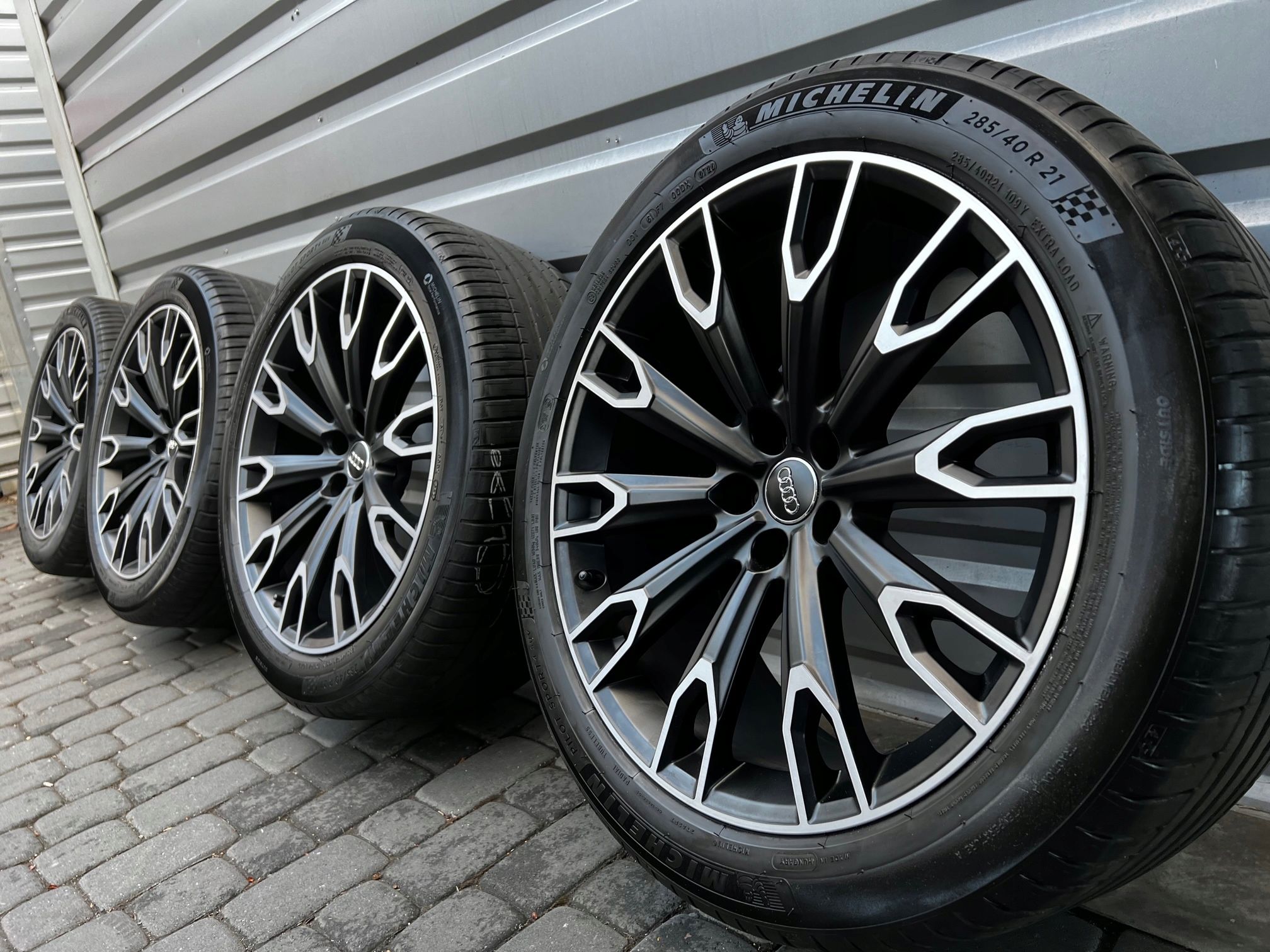 Felgi Audi 21 A5 A6 A7 A8 SQ5 Q7 SQ7 Q8 SQ8 E-Tron