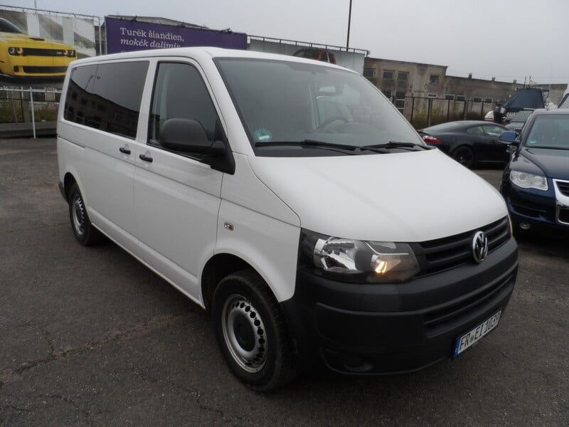 Volkswagen Transporter 2,0 TDI 2015 рік