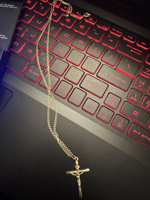 Złoty łańcuszek z krzyżykiem 585 złoto 14k okazyjna cena