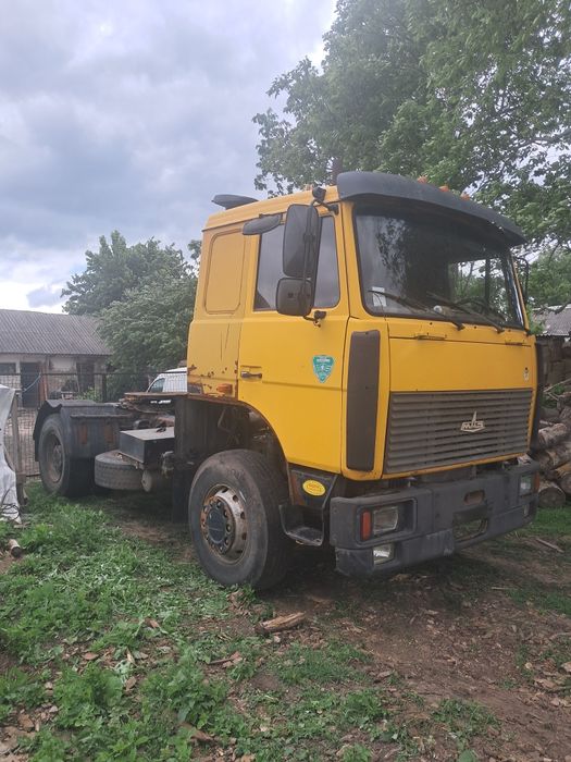 Продам тягач Маз 543203-220