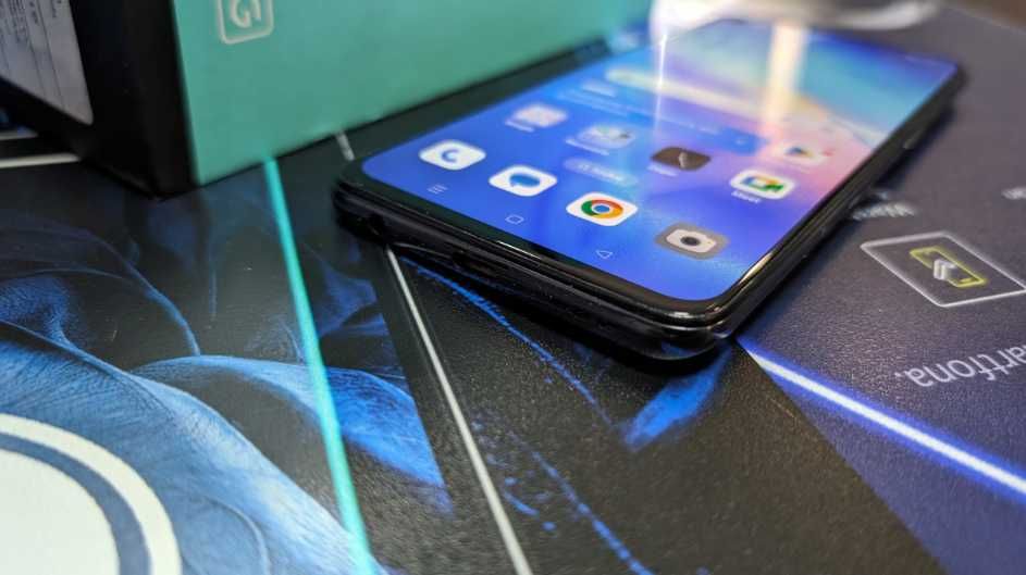 Smartfon Oppo Reno5 8 GB / 128 GB 5G czarny