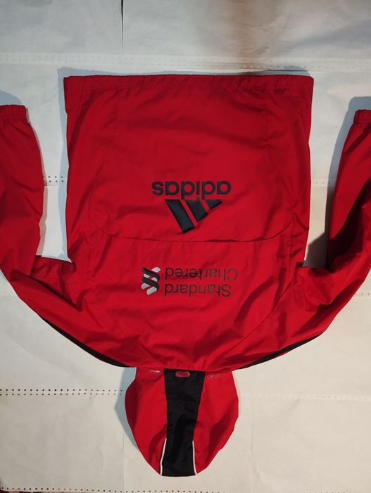 Ветровка  Adidas x LVP с капюшоном