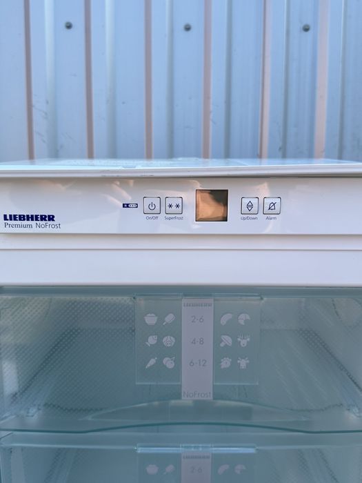 Вбудована морозильна камера Liebherr IGN 1054 під стільницю NO FROST