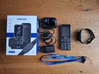 Telefon dla seniora opaska SOS maxcom mm735