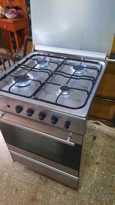 Fogão a gás a funcionar perfeitamente, tenho 2. Veja descrição