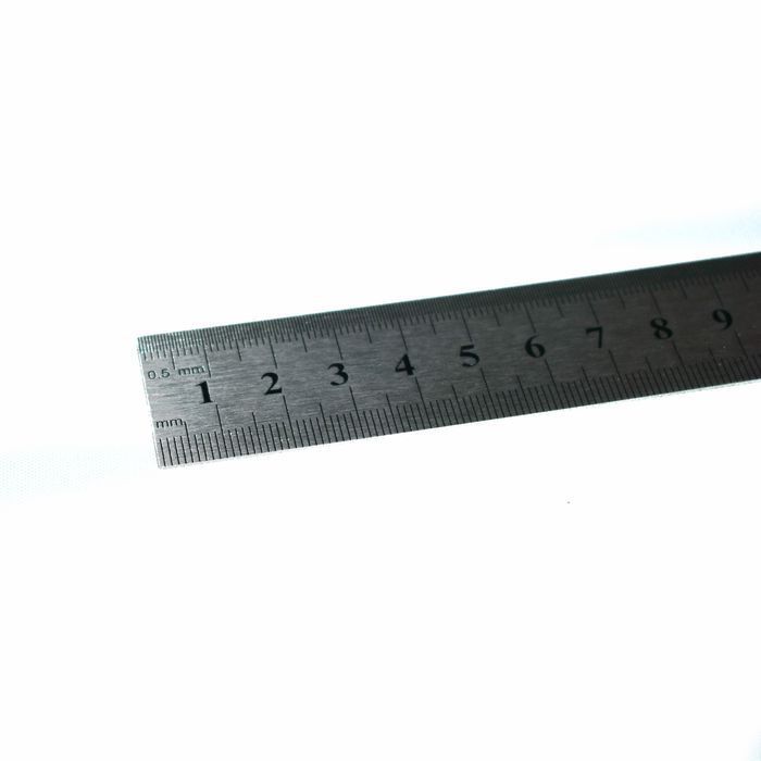 Przymiar stalowy liniowy liniał linijka 300 mm. INOX
