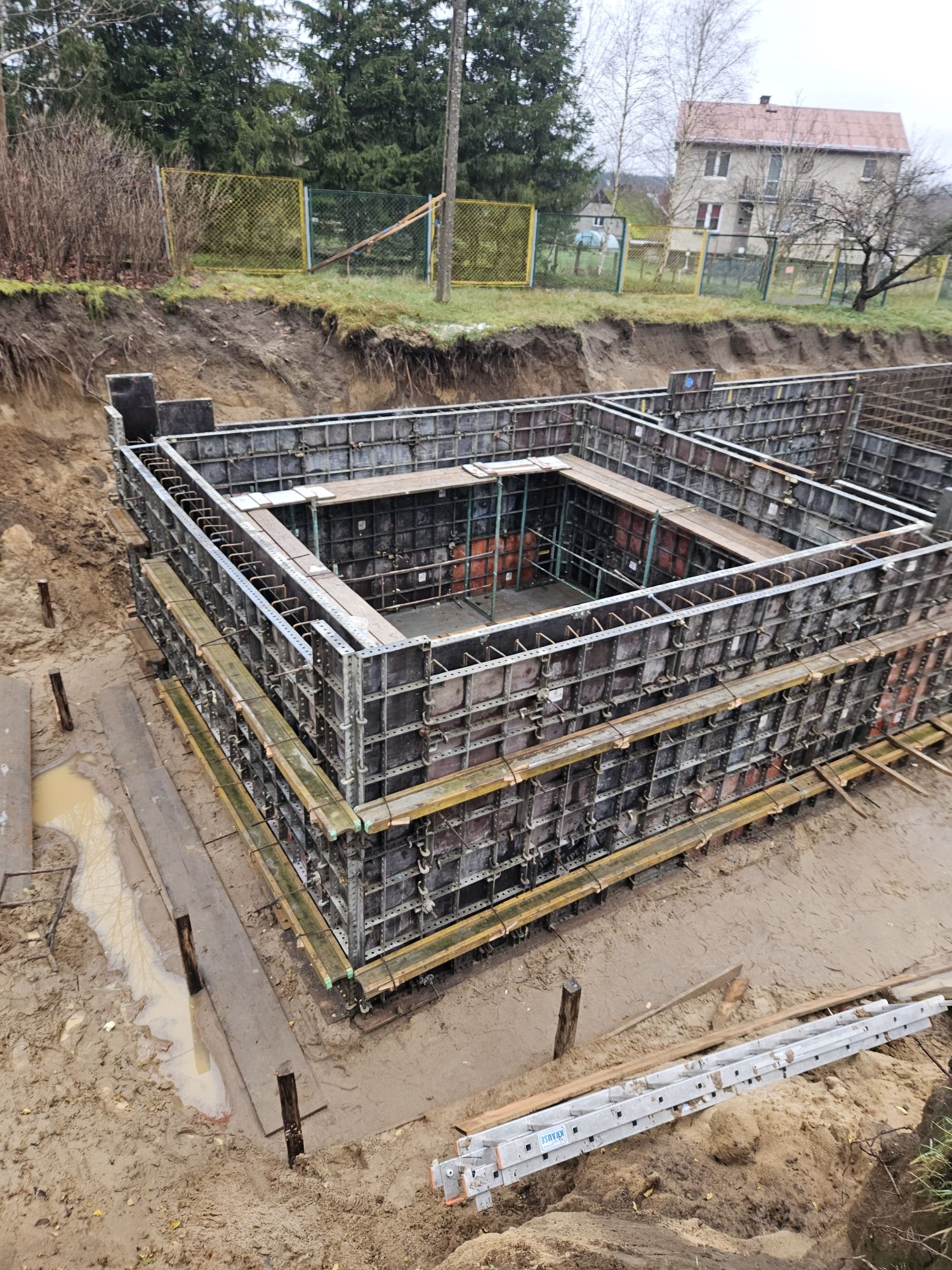 Wynajem szalunków fundamentowych pomorskie