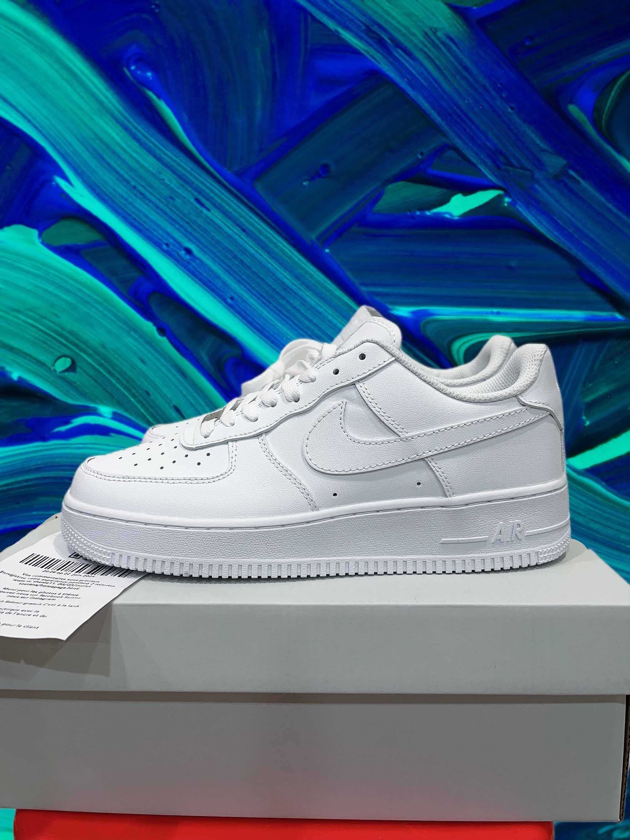 Nike Air Force 1 White Zupełnie nowe, nienoszone R.45