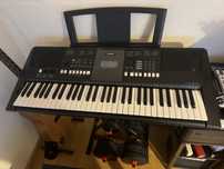 Keyboard Yamaha PSR E423