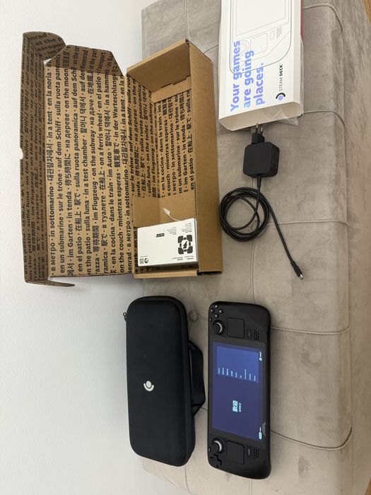 Steam deck LCD 64gbs + cartão sd 256gbs