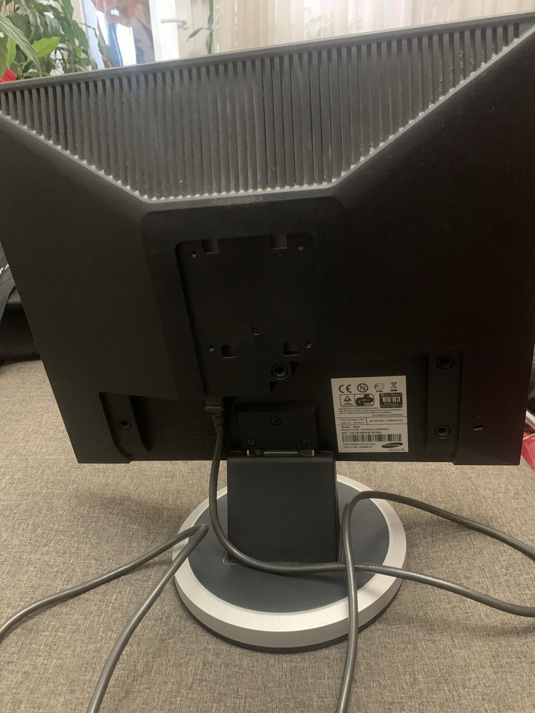 Монітор samsung sync master 940n