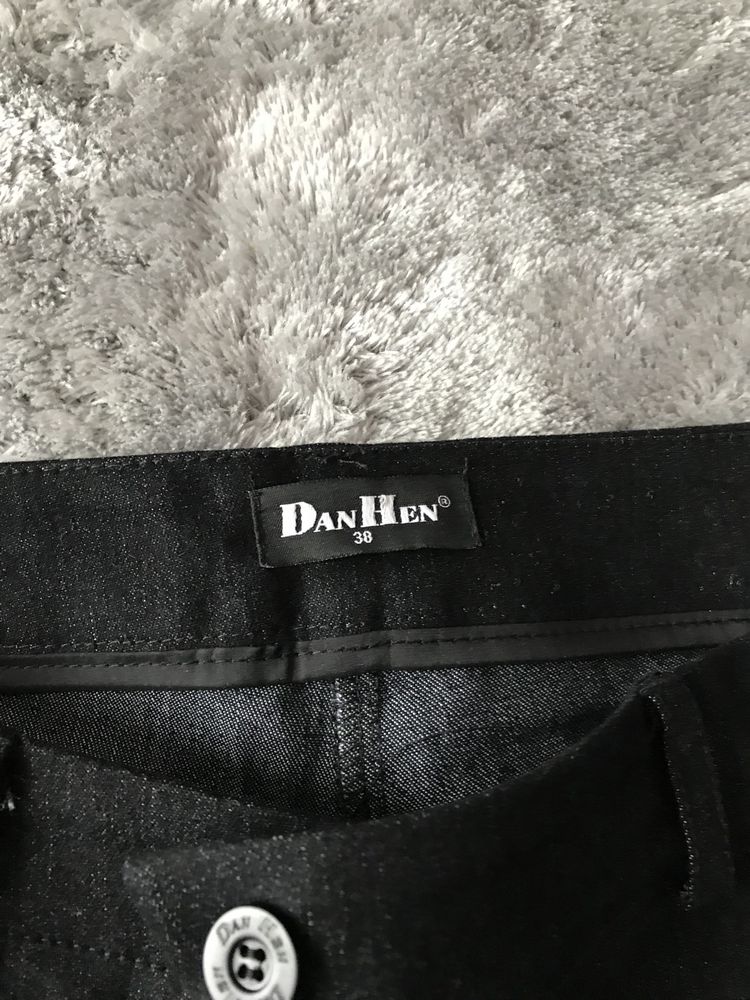 Spodnie damskie jeansy Dan Hen rozm 38  nowe