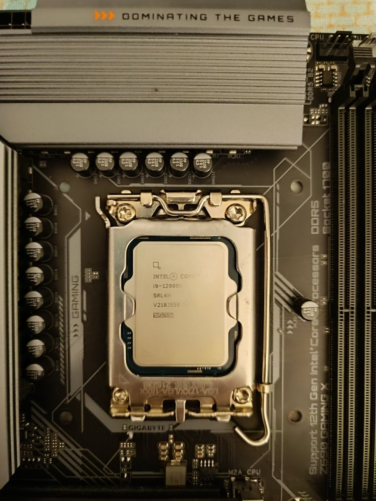 Procesor i9 12900k