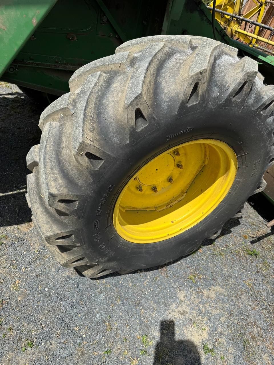 Комбайн свіжопригнаний John Deere 935