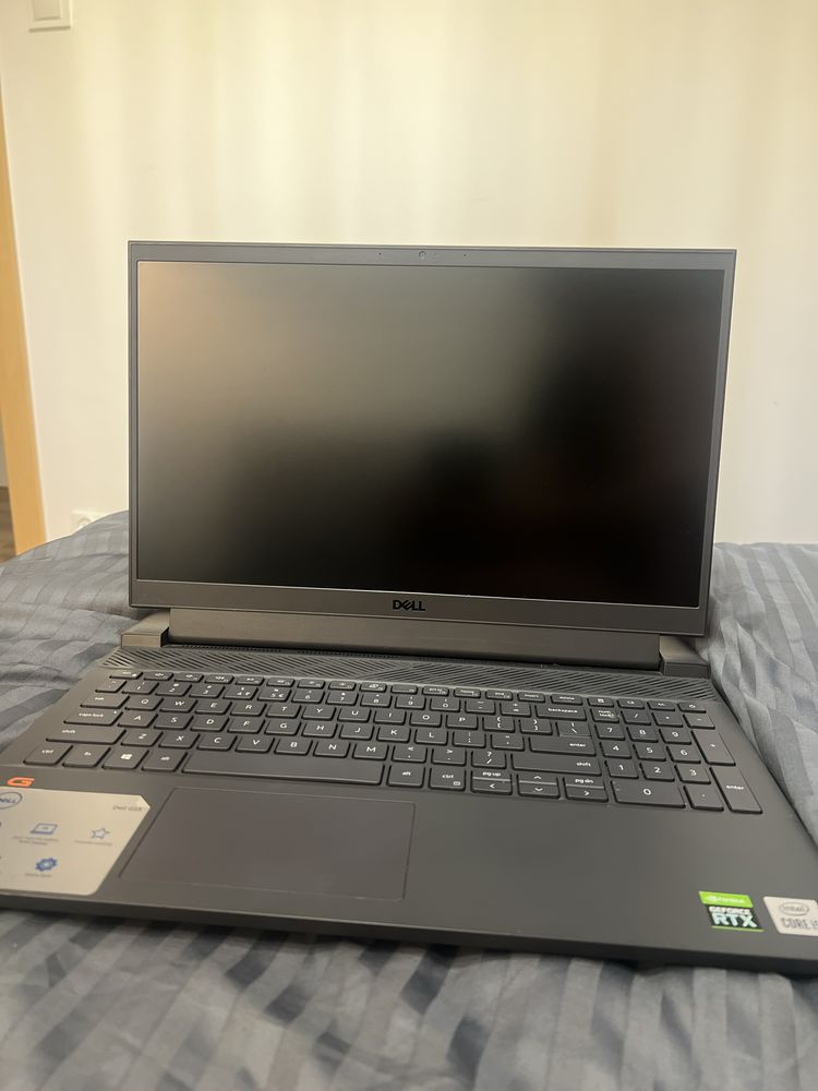 Laptopa Dell G15 5510 – i5, RTX 3050 Ti, 16GB RAM