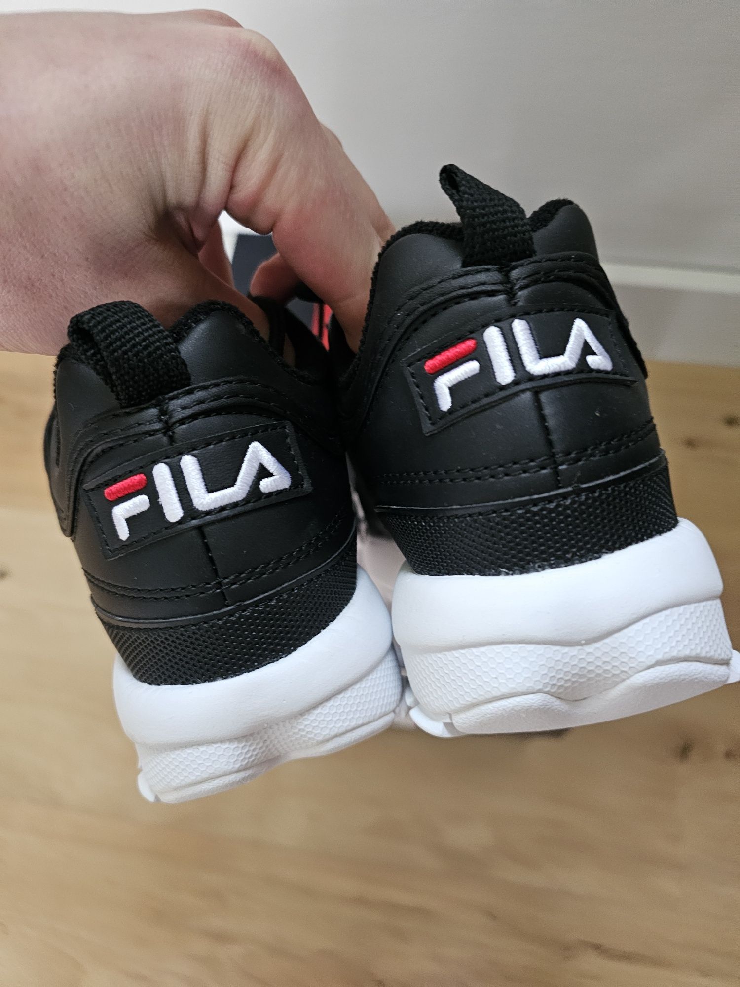 Buty damskie Fila Disruptor Low 37.5 czarne