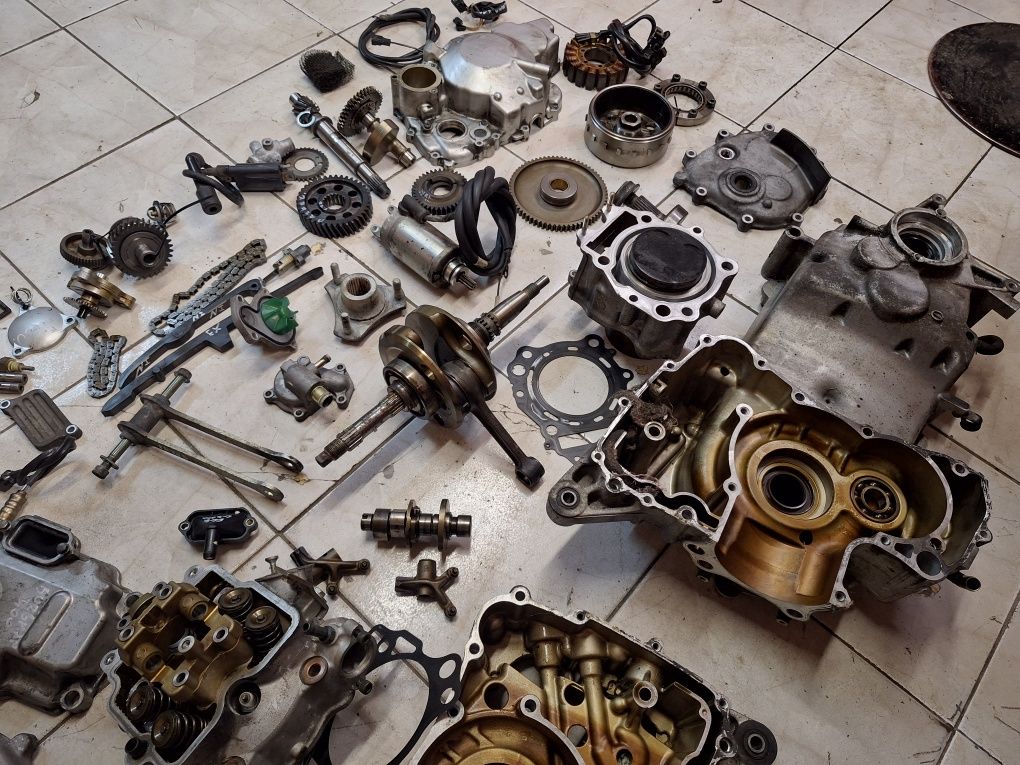 Suzuki burgman 400 silnik k429 i k415 części wał cylinder kapa głowica