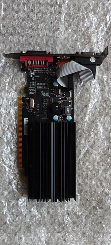 Nowa karta graficzna Radeon HD 5450, 1GB, DDR3, HDMI, DVI, VGA, PCI-E