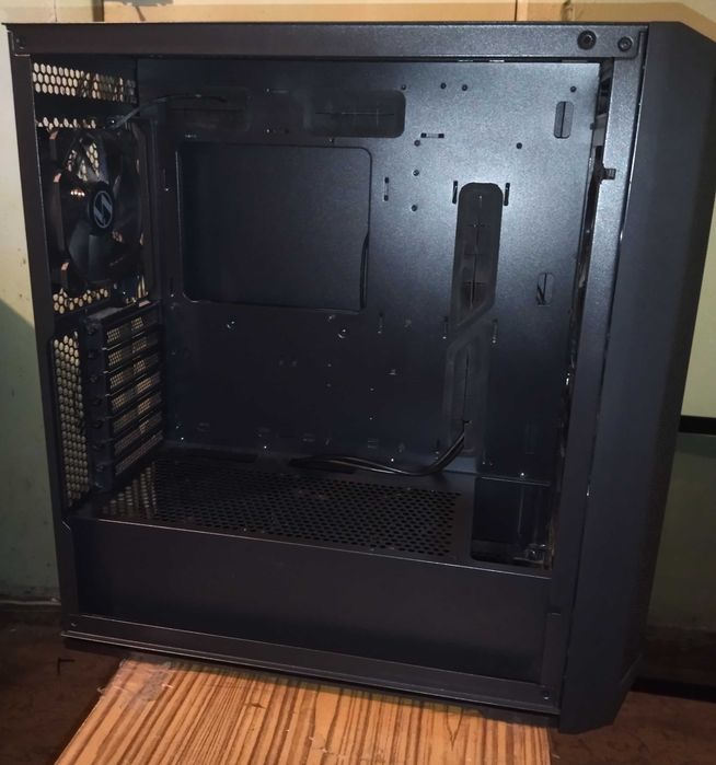 Корпус Lian Li Lancool 215 Black