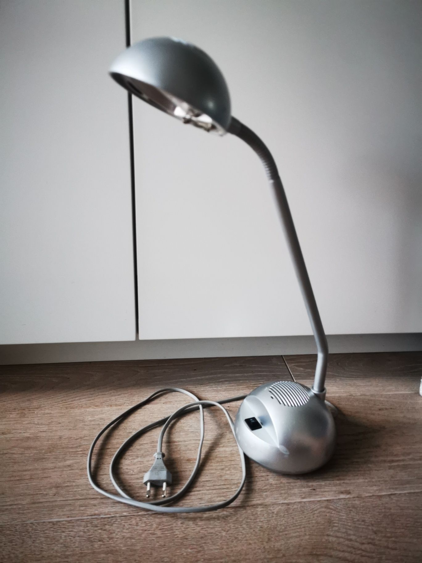 Lampa lampka biurkowa Zext srebrna sprawna